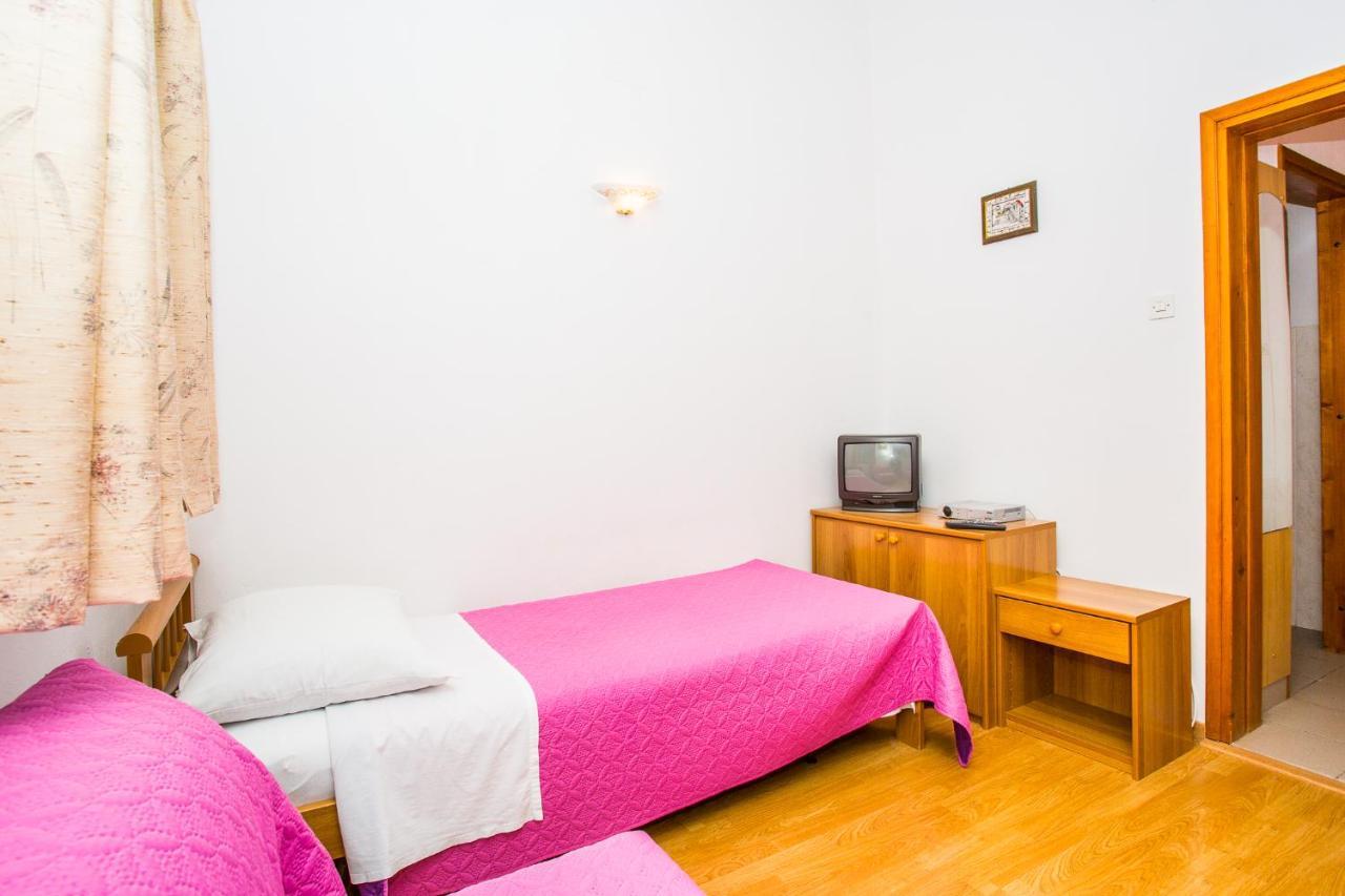 Apartmani Pava Omiš Esterno foto
