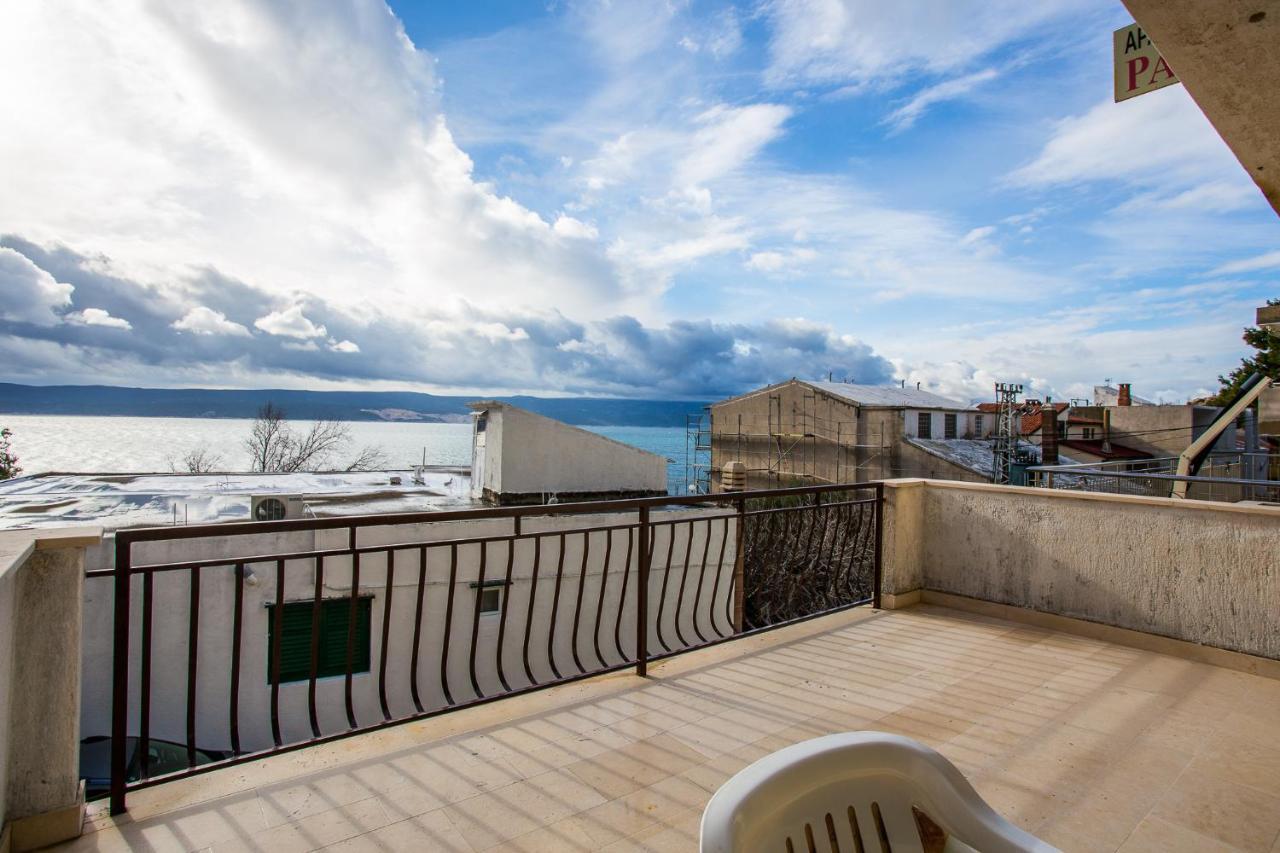 Apartmani Pava Omiš Esterno foto