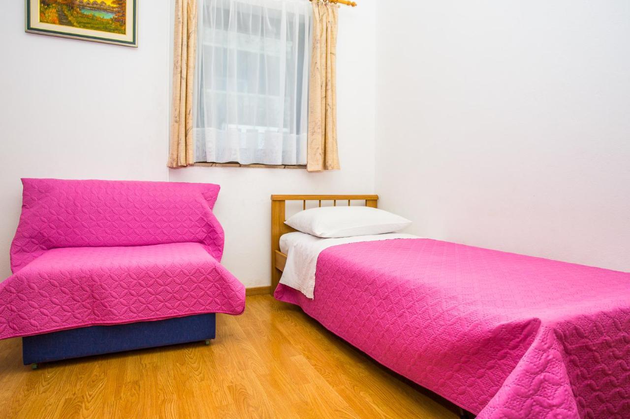 Apartmani Pava Omiš Esterno foto